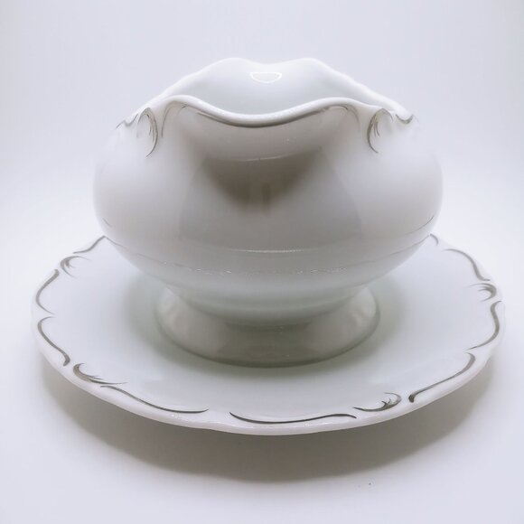 Simplicity Gravy Boat Attached Underplate White Fine China Serving Dish 7.5" - Picture 3 of 12